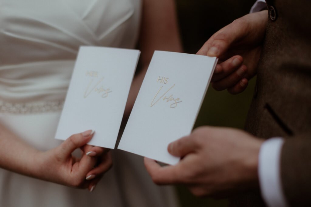 10 wedding saving tips